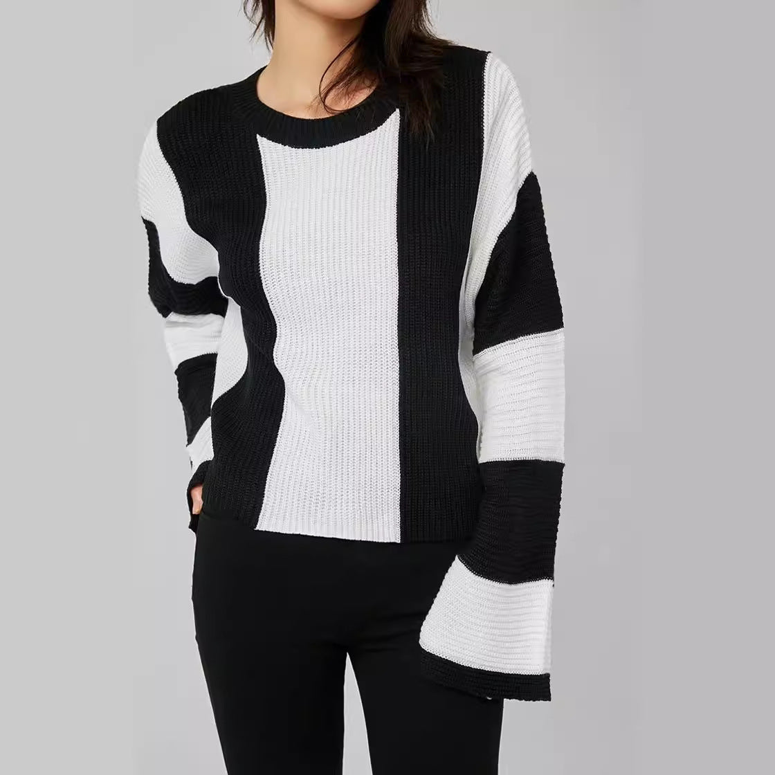 Yipinpay And Winter New Women's Wear New Leisure Style Long-Sleeved Round-Neck Vertical Striped Casual Sweater